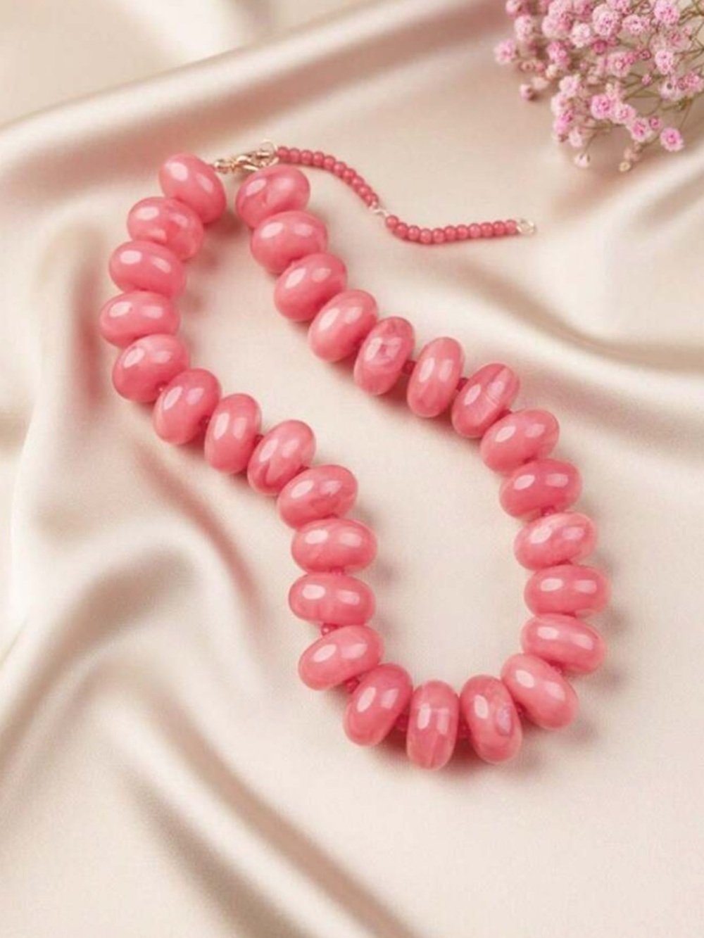 New! Faux Strawberry Quartz Pink Rose Resin Chunky Beaded Statement Necklace